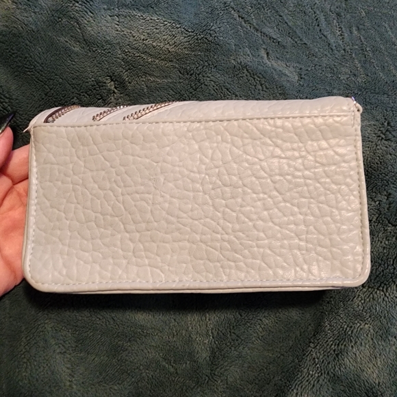 Jessica Simpson faux leather baby blue wallet - Picture 6 of 6